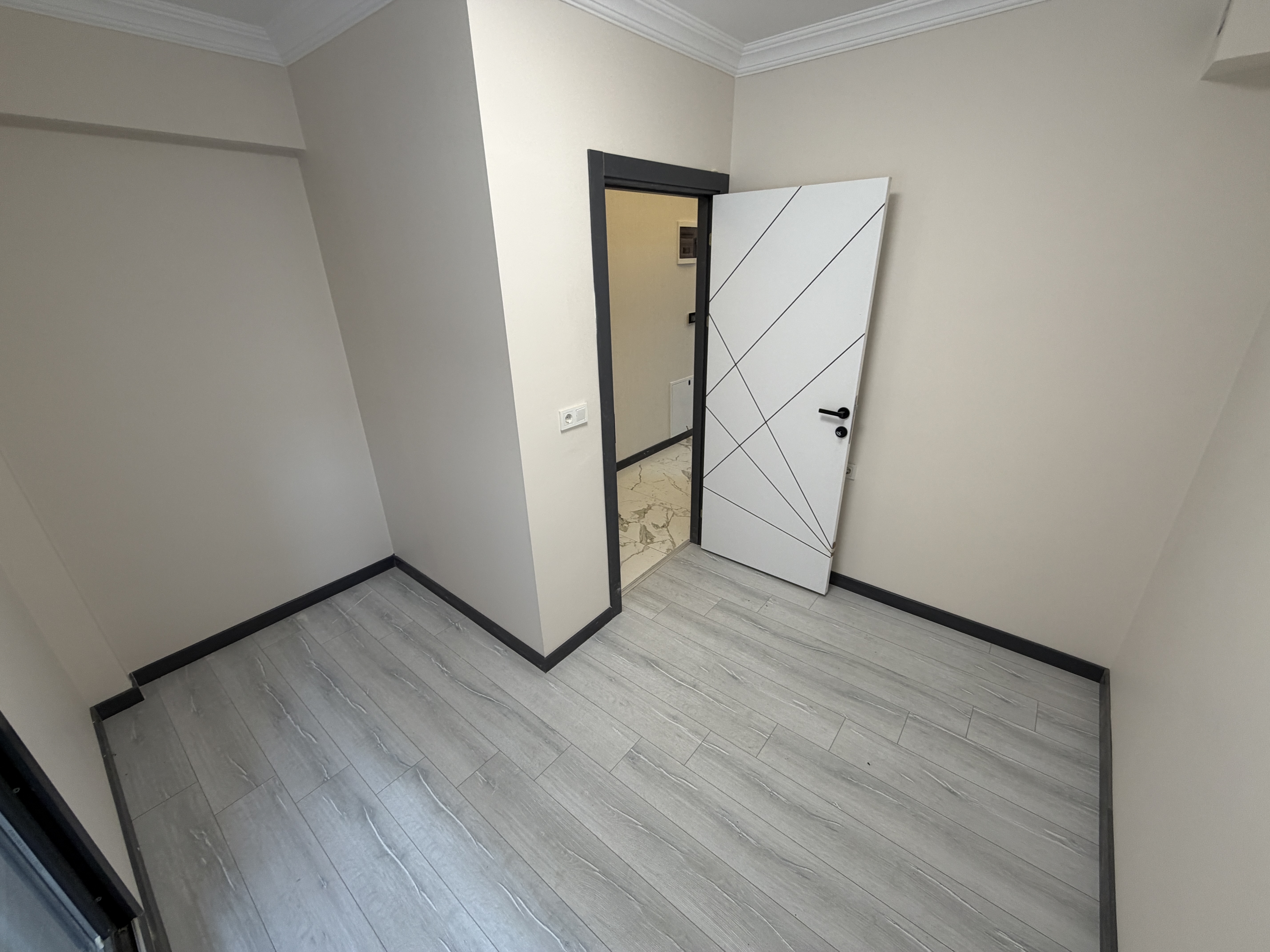 GAZİEMİR İZBAN DİBİ YERDEN ISITMALI SIFIR LÜX DAİRE