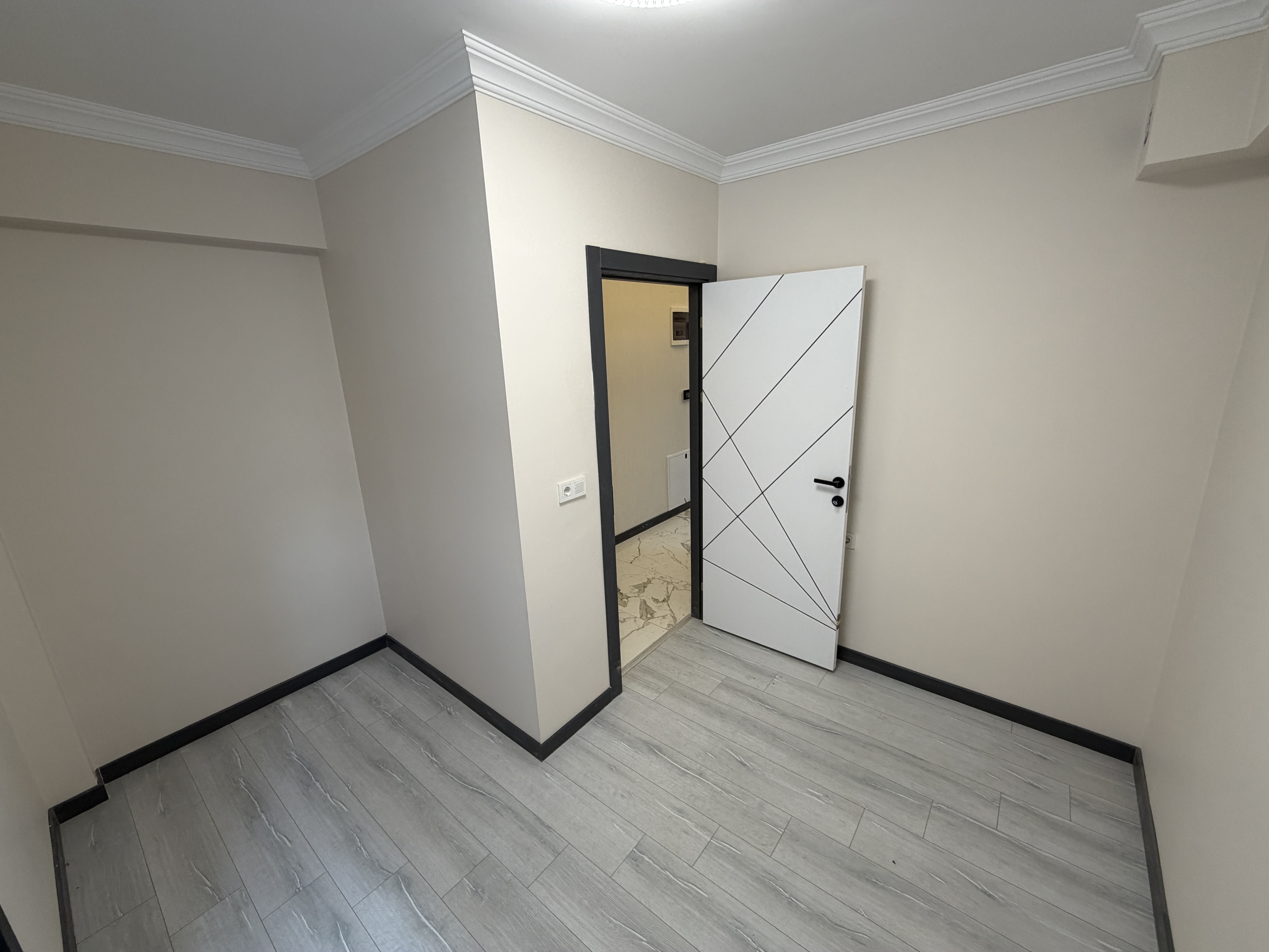 GAZİEMİR İZBAN DİBİ YERDEN ISITMALI SIFIR LÜX DAİRE